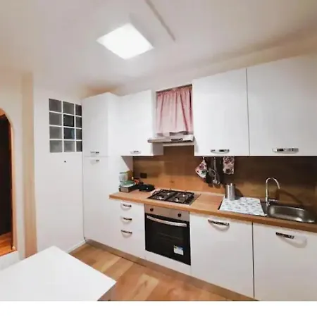 Il Centro A Due Passi Apartment Sulmona